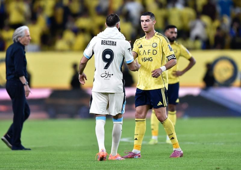 Cristiano Ronaldo anh 1