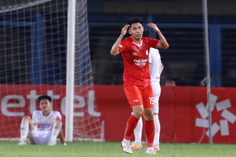 Dinh Xuan Tien anh 1