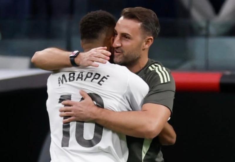 Mbappe toa sang anh 1