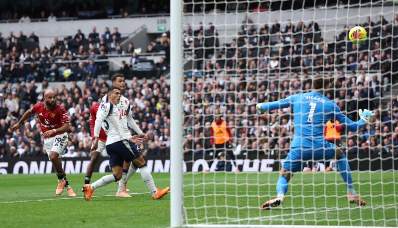Tottenham dau MU anh 5