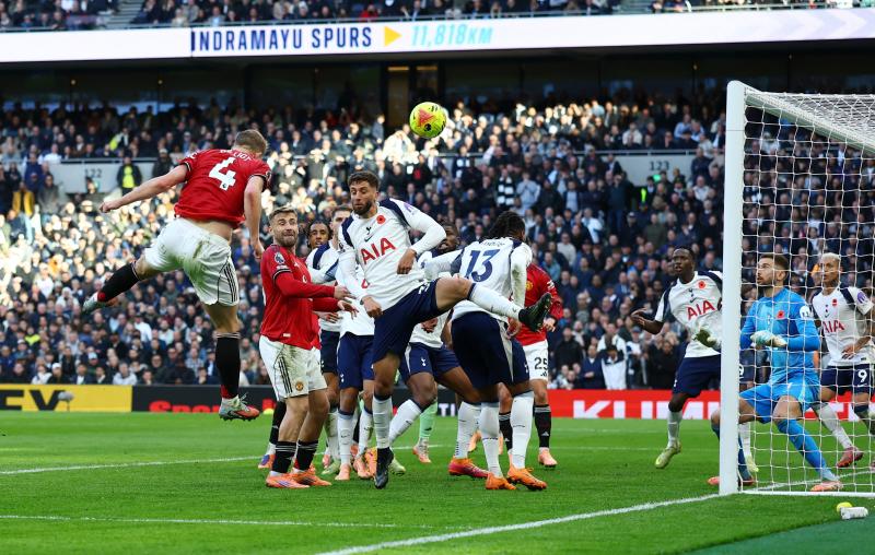 Tottenham dau MU anh 10