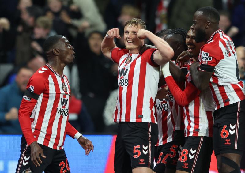 Sunderland dau Arsenal anh 2