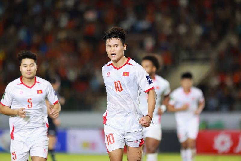 Tuyen Viet Nam hong an anh 9