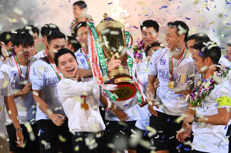 Tap doan T&T anh 4