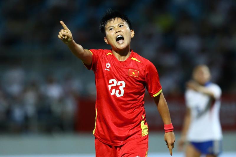 Bich Thuy anh 2