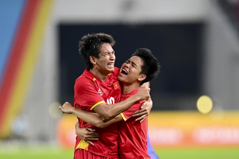Viet Nam - Thai Lan anh 3