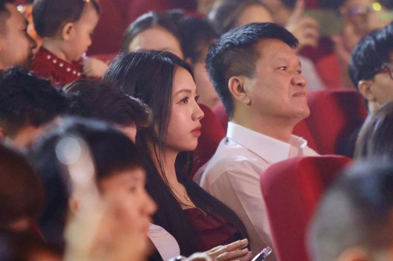 Tran Thi Duyen anh 5