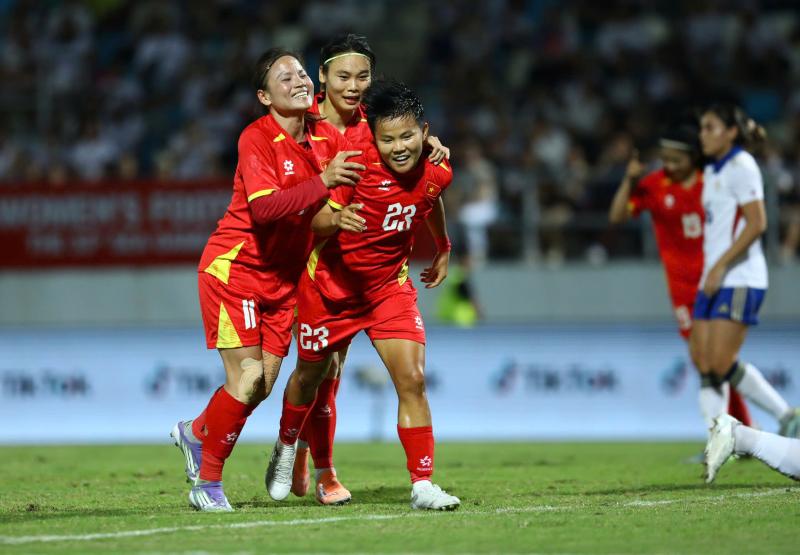 tuyen nu Viet Nam anh 5