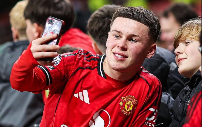 Rooney anh 1