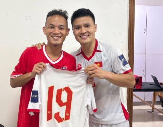 Lao anh 1