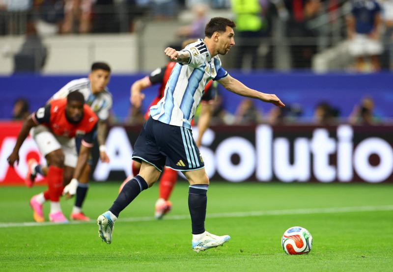 Messi,  World Cup anh 1