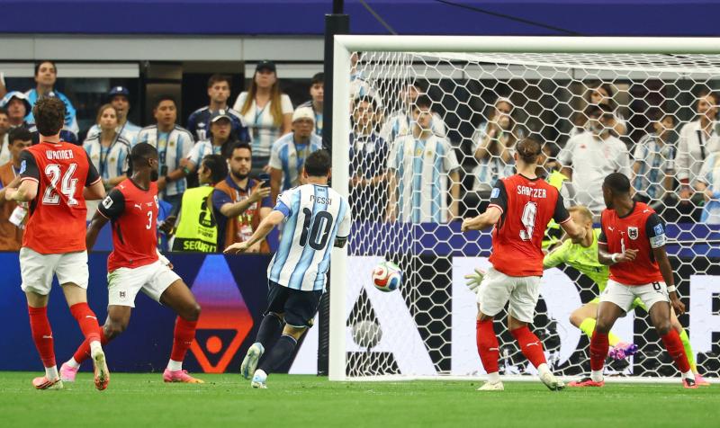 Messi,  World Cup anh 2
