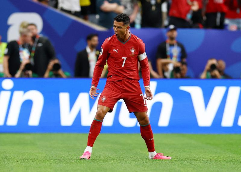 Ronaldo ảnh 2 Ronaldo anh 2
