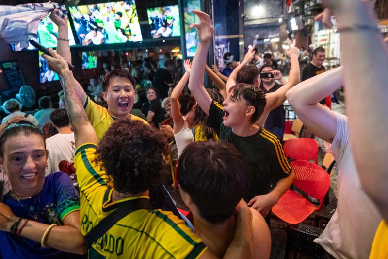 Brazil thang Nhat Ban anh 9
