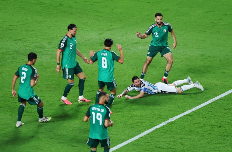 world cup,  ibrahim maza,  algeria anh 7