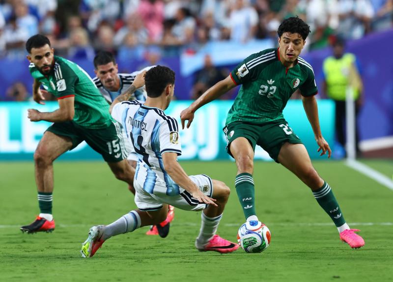 world cup,  ibrahim maza,  algeria anh 3