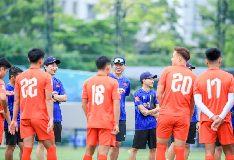 Tuyen Viet Nam ASEAN Cup anh 2
