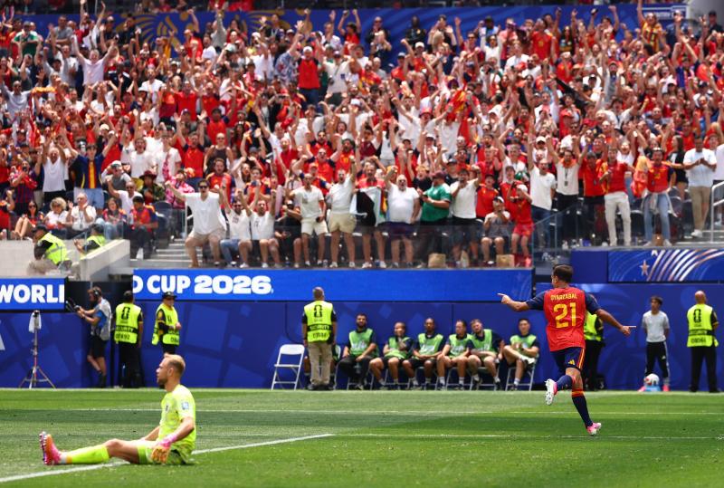 world cup,  cristiano ronaldo,  luka modric anh 2