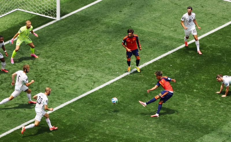 world cup,  cristiano ronaldo,  luka modric anh 3