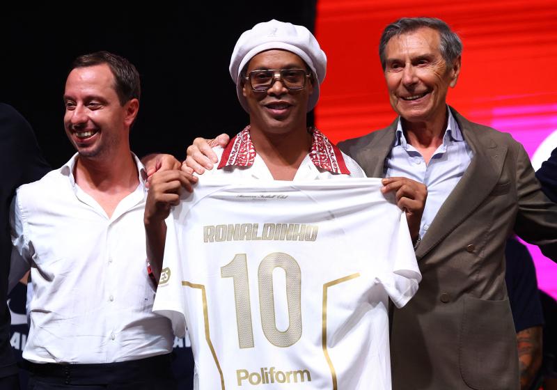 Ronaldinho ảnh 1 Ronaldinho ảnh 1