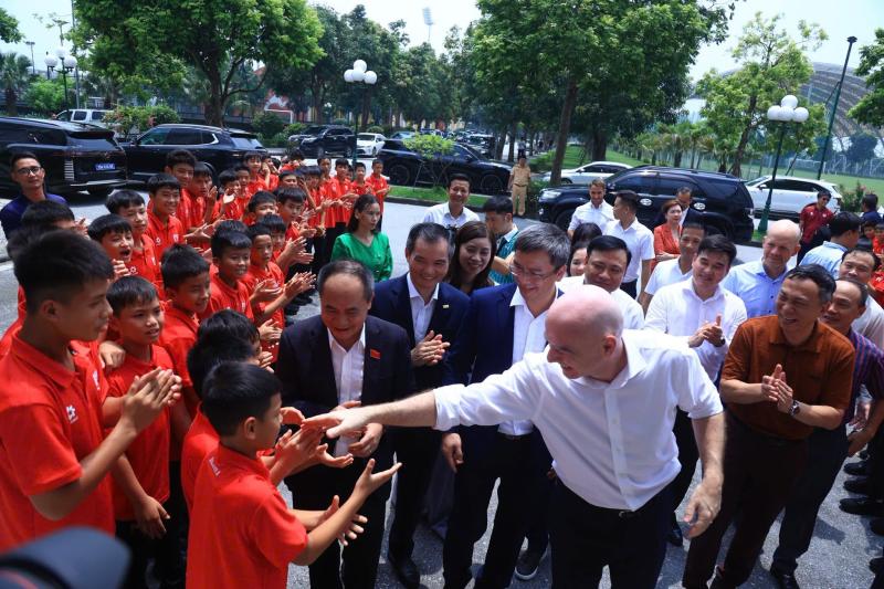 Infantino PVF Việt Nam ảnh 3 Infantino PVF Việt Nam ảnh 3
