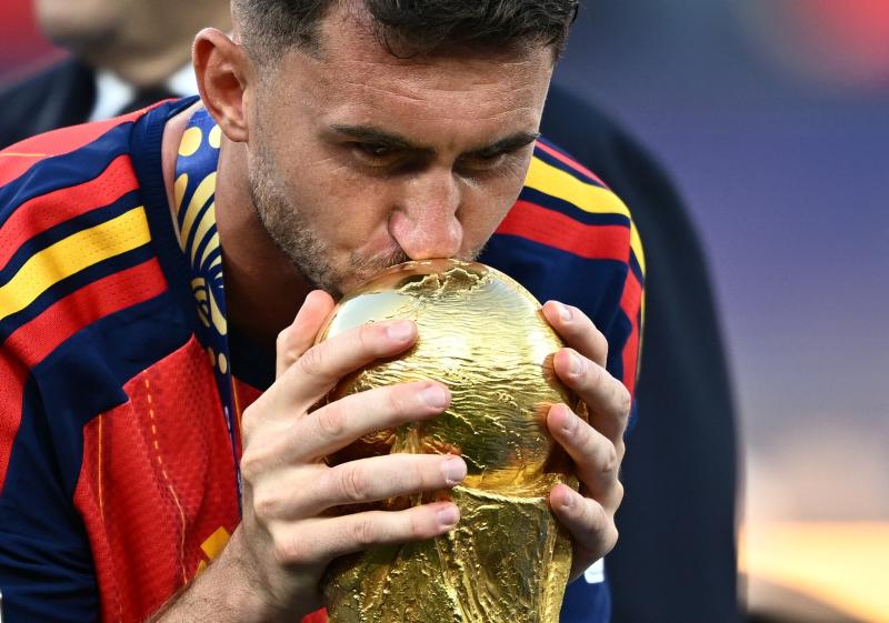 Laporte ảnh 1