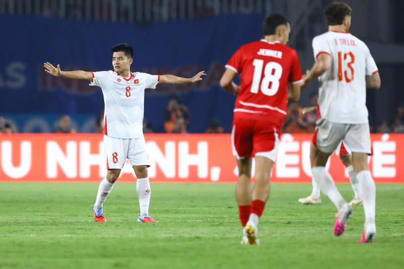 Nguyễn Quang Hải, Việt Nam, ASEAN Cup ảnh 4 Nguyễn Quang Hải, Việt Nam, ASEAN Cup ảnh 4