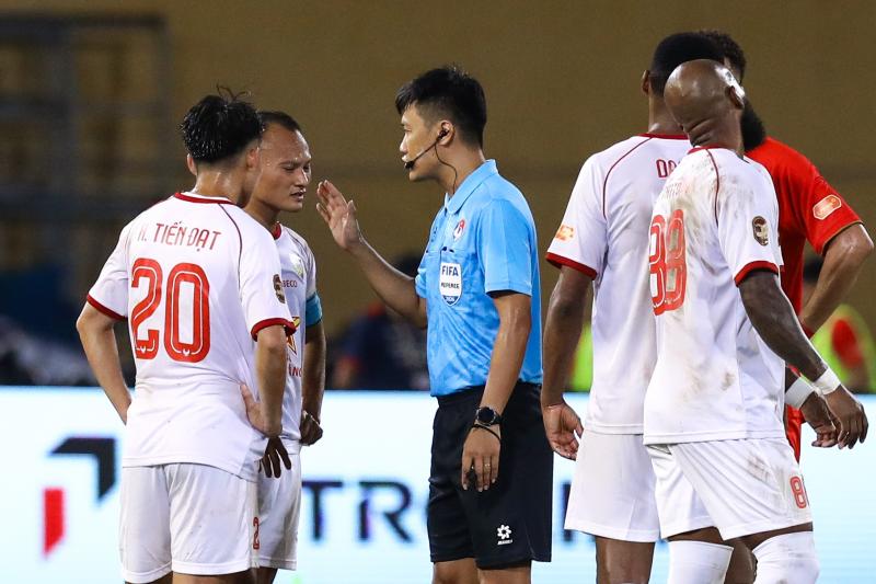 Trọng Hoàng V.League ảnh 8 Trọng Hoàng V.League ảnh 8