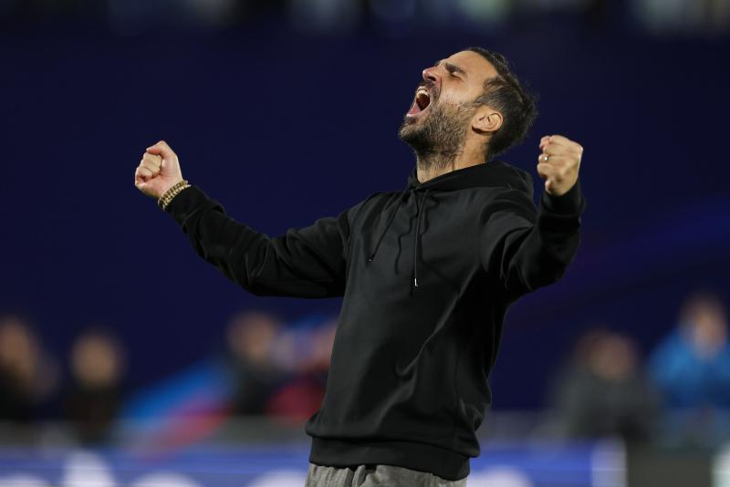 Fabregas ảnh 1