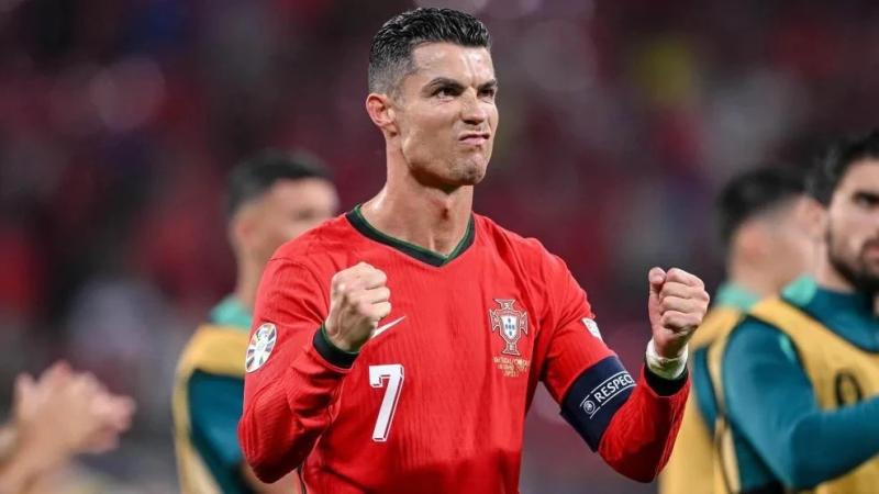 Ronaldo ảnh 3 Ronaldo ảnh 3