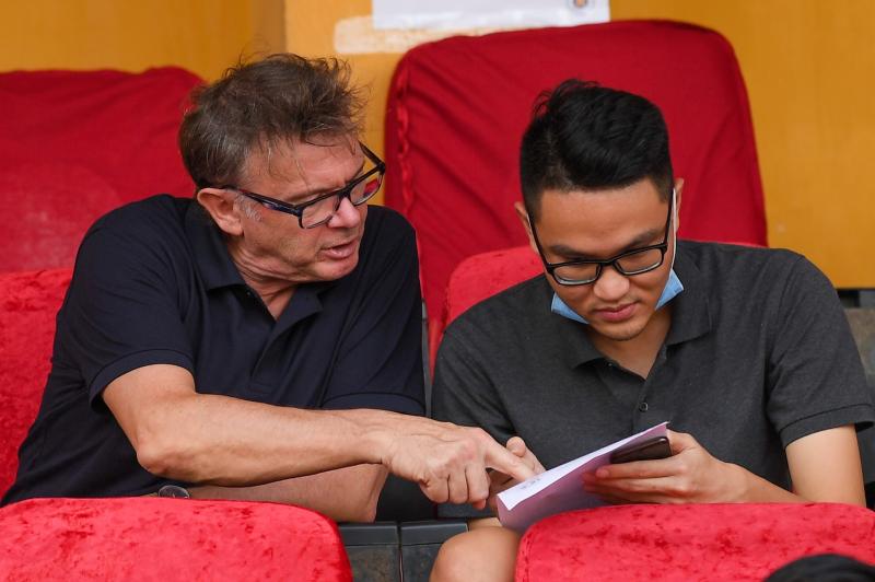 Troussier ảnh 1 Troussier ảnh 1